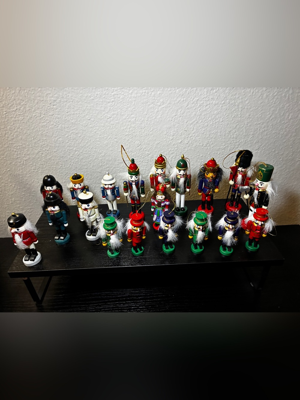 Lot of 19 Vtg Mini Wooden Nutcracker Christmas Ornaments Soldier Collection 1998